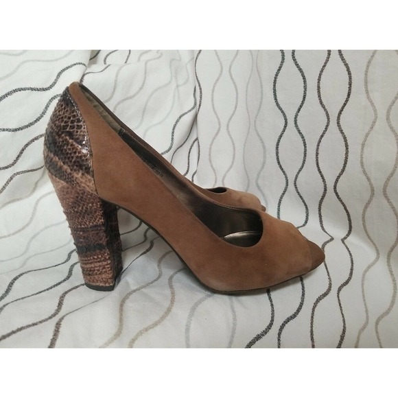 Andrew Geller Shoes - ANDREW GELLER Women's Brown Suede Laddie Heel Peep Toe Snake Print Heels Size 8